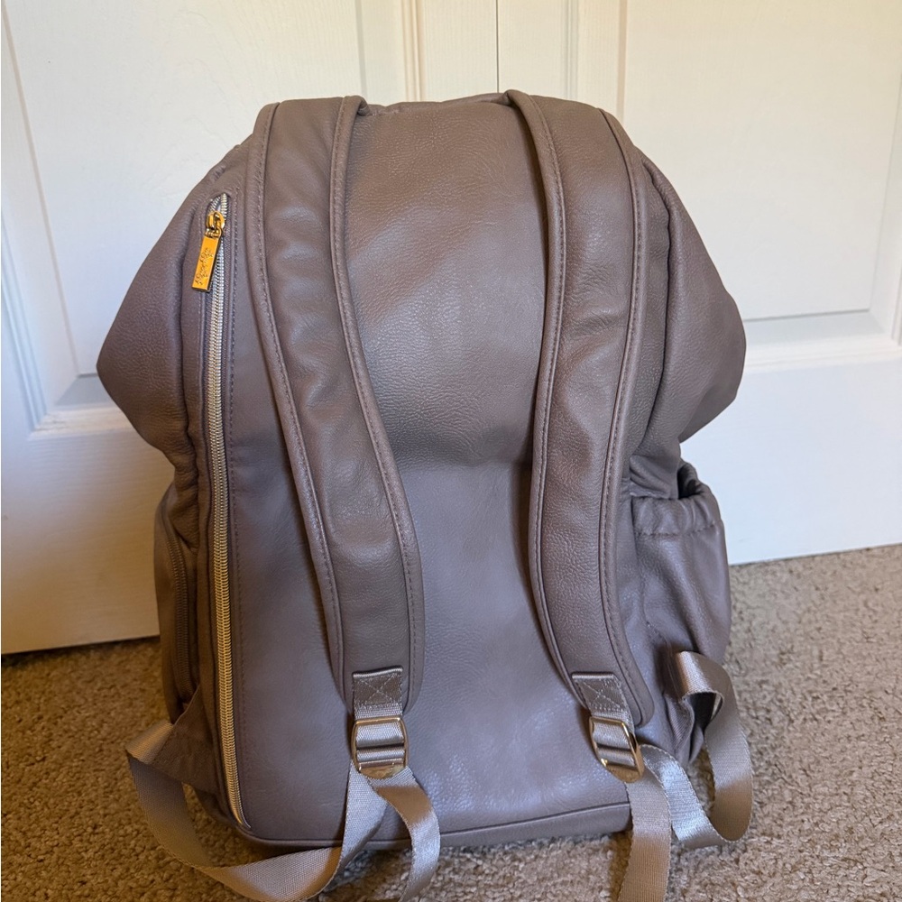 Itzy Ritzy Boss Backpack - Picture 2 of 9